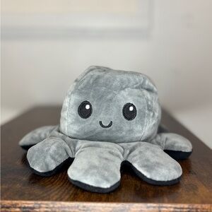 Cute Gray Octopus Plush Toy